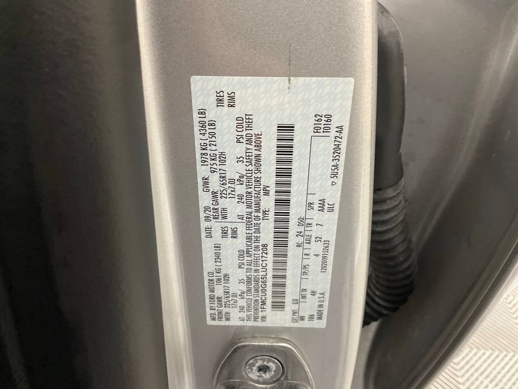 Used 2020 Ford Escape SE FWD image 26