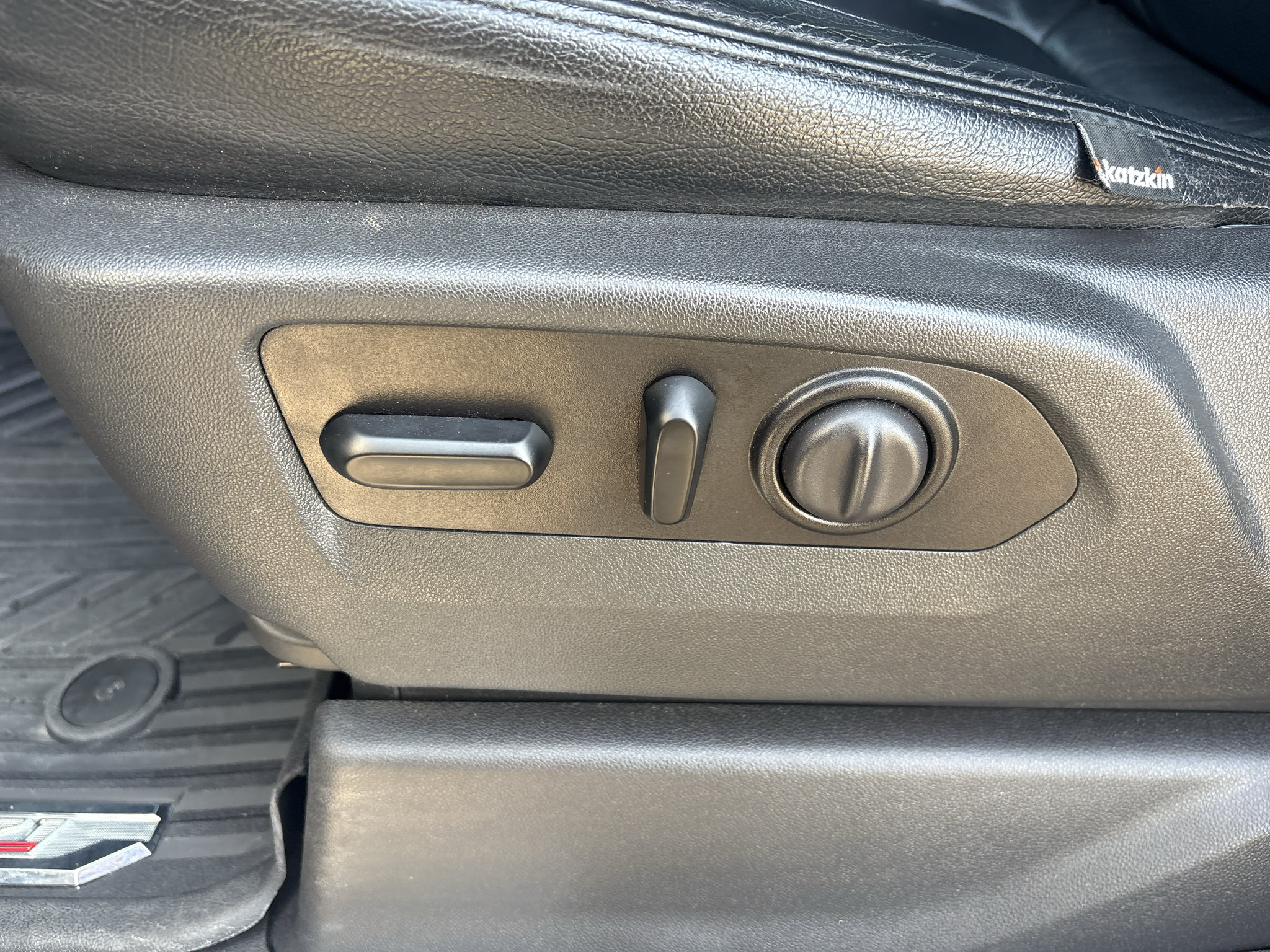 Used 2021 Chevrolet Silverado 1500 LT Trail Boss w/ Bed Protection Package AWD/4WD image 13