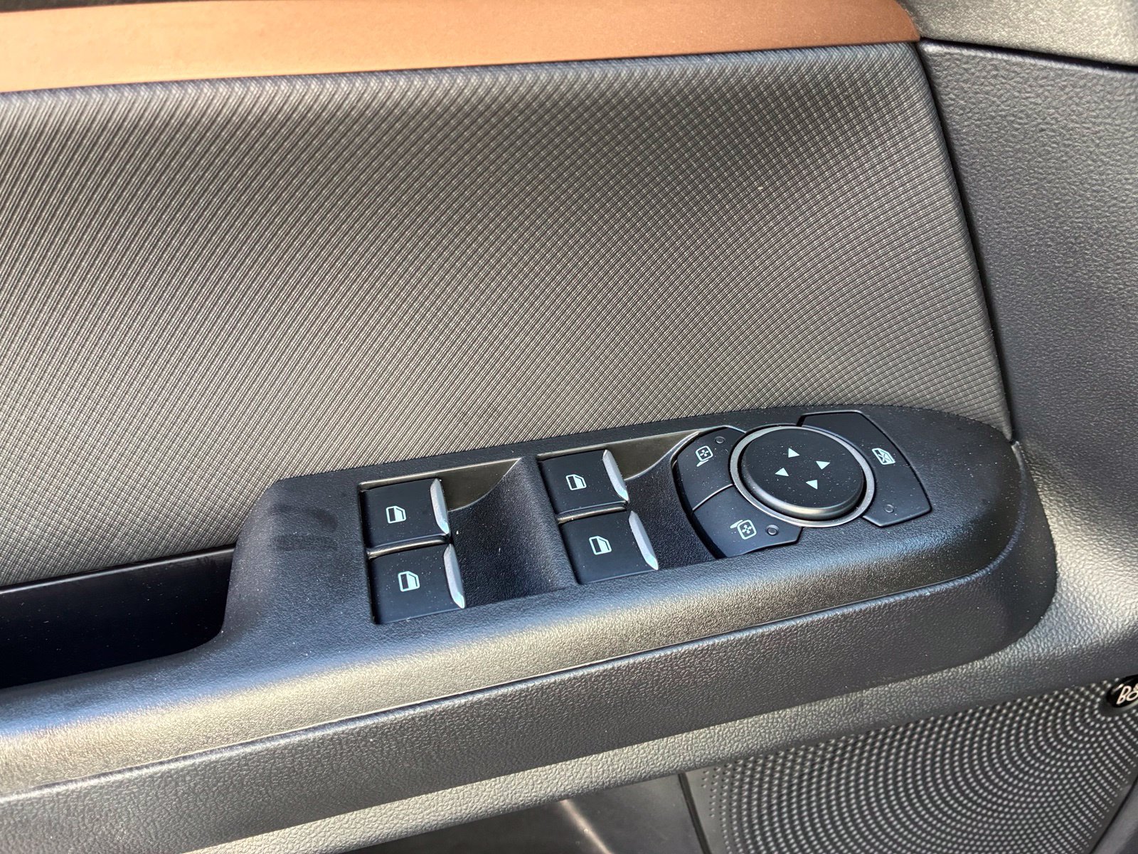 Certified 2025 Ford Bronco Sport Outer Banks w/ Outer Banks Tech Package+ AWD/4WD image 13