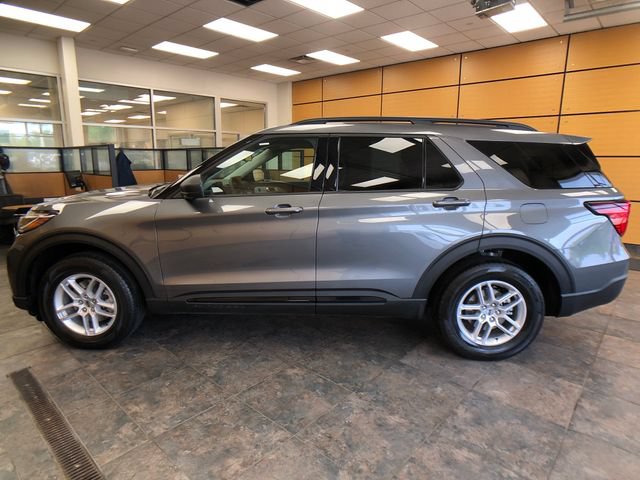 New 2026 Ford Explorer Active AWD/4WD image 4
