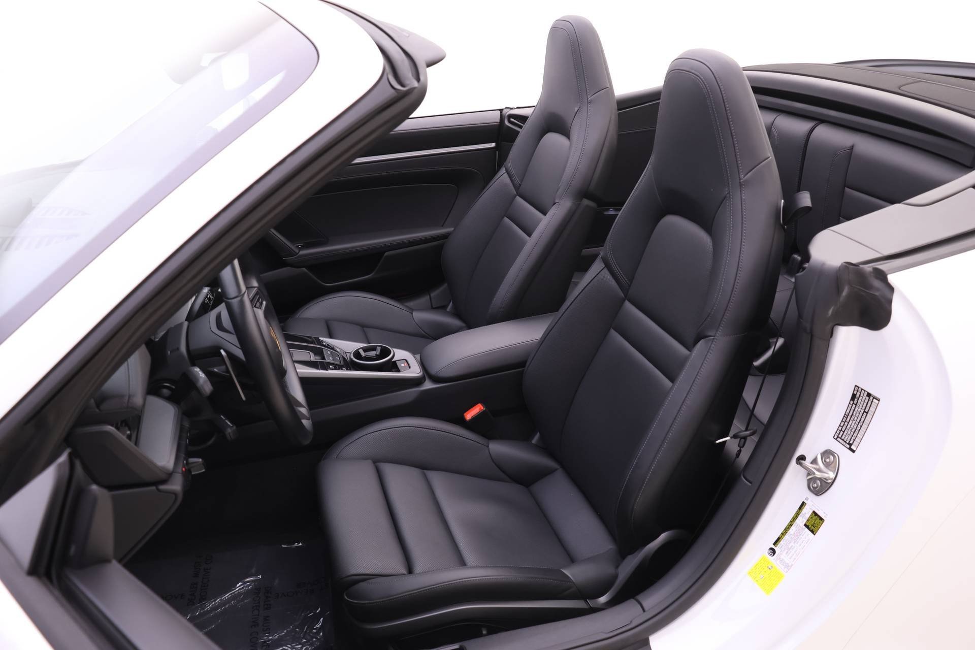 Certified 2023 Porsche 911 Carrera 4S image 5