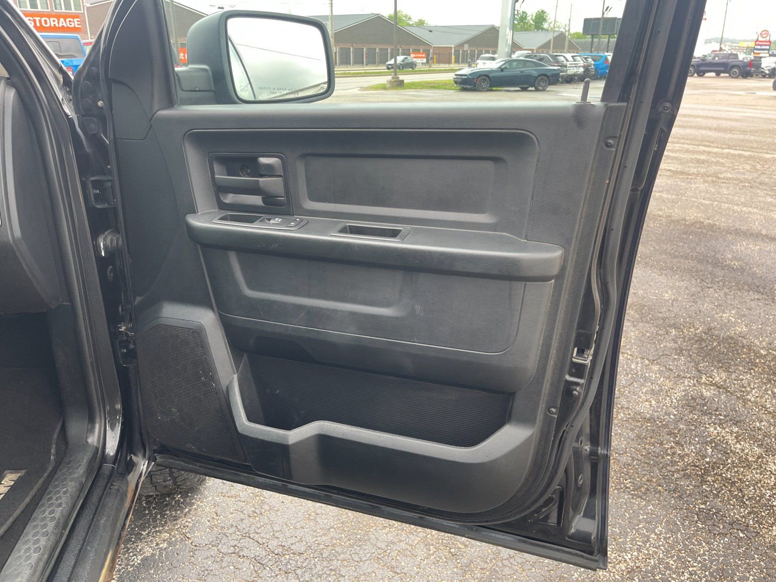 Used 2017 RAM 1500 Express w/ Black Ram 1500 Express Group AWD/4WD image 17