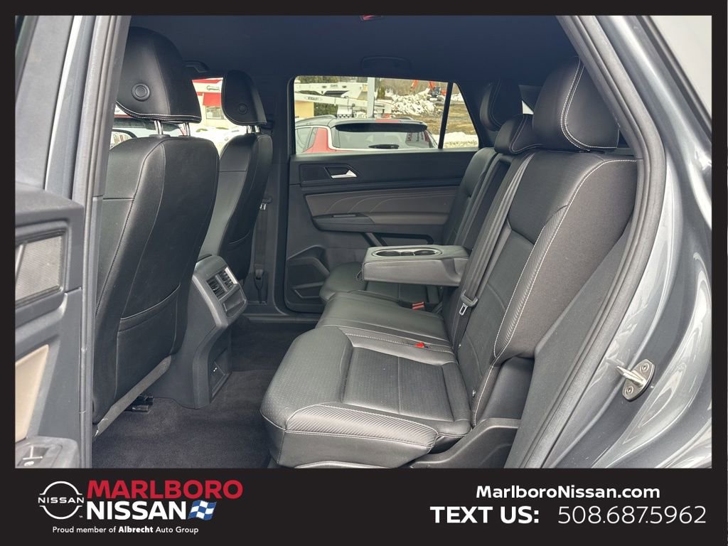 Used 2023 Volkswagen Atlas Cross Sport SE w/ Black Wheel Package image 16