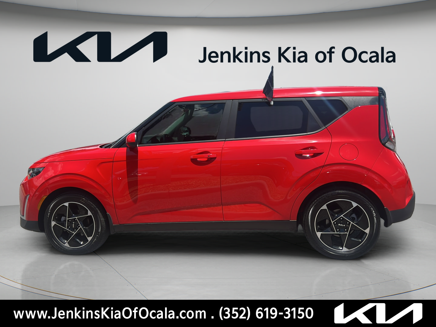 Certified 2025 Kia Soul EX FWD image 6