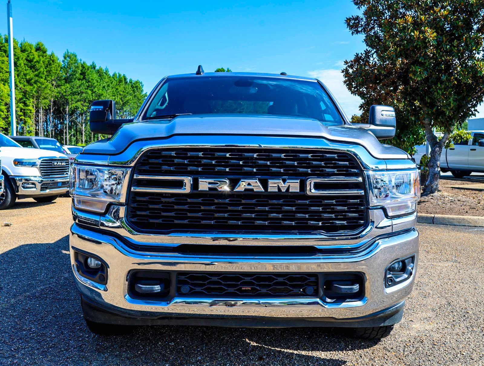 Used 2023 RAM 3500 Big Horn w/ Level 1 Equipment Group AWD/4WD image 4