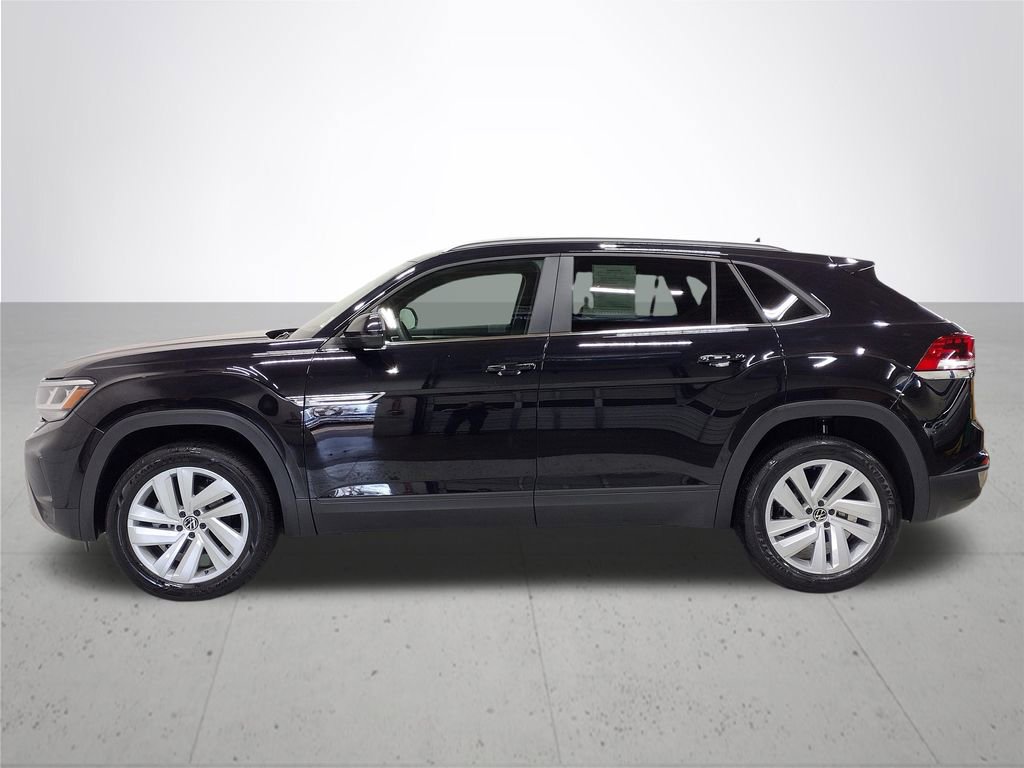 Certified 2022 Volkswagen Atlas Cross Sport SE image 11