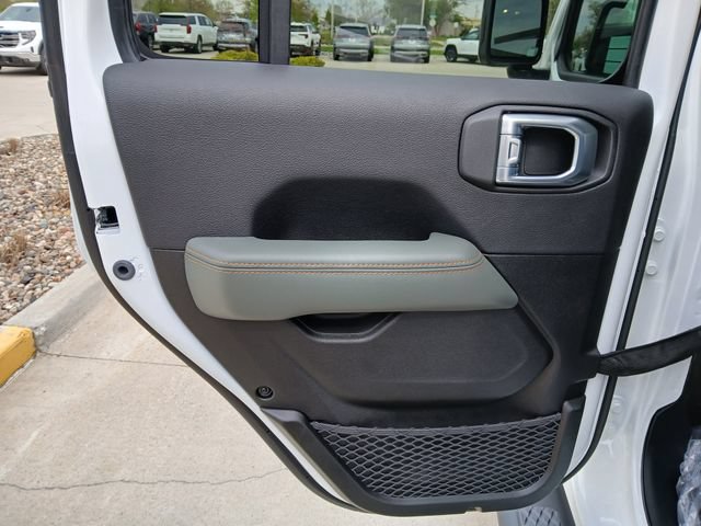 New 2026 Jeep Gladiator Mojave AWD/4WD image 13