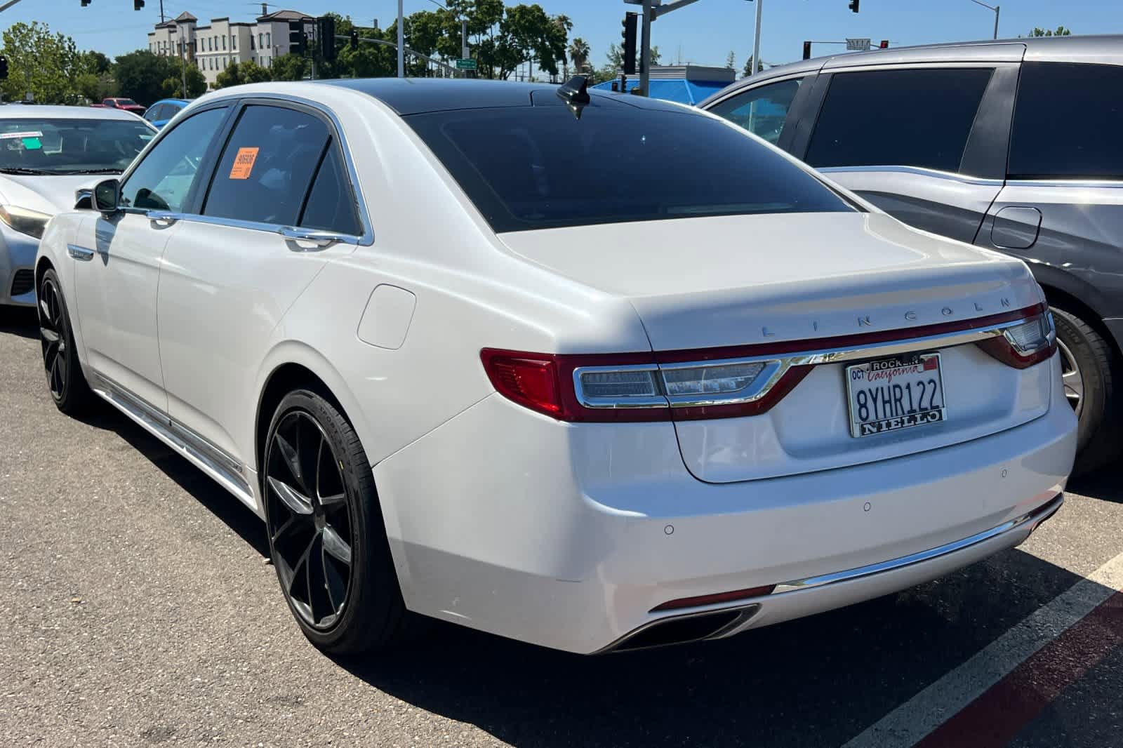Used 2018 Lincoln Continental Reserve w/ Continental Climate Package AWD/4WD image 6