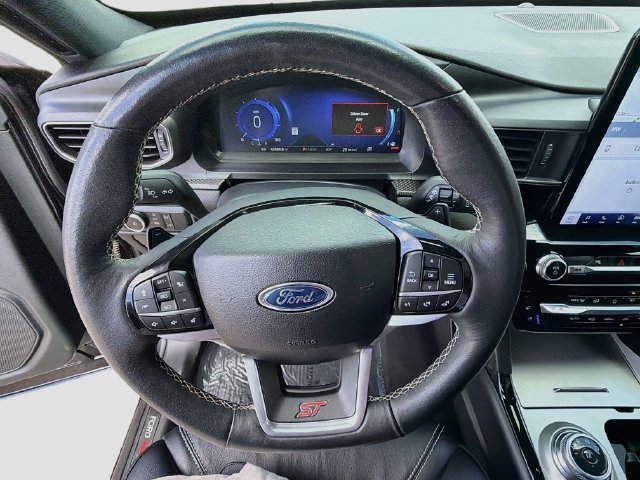 Used 2023 Ford Explorer ST w/ Equipment Group 401A AWD/4WD image 42