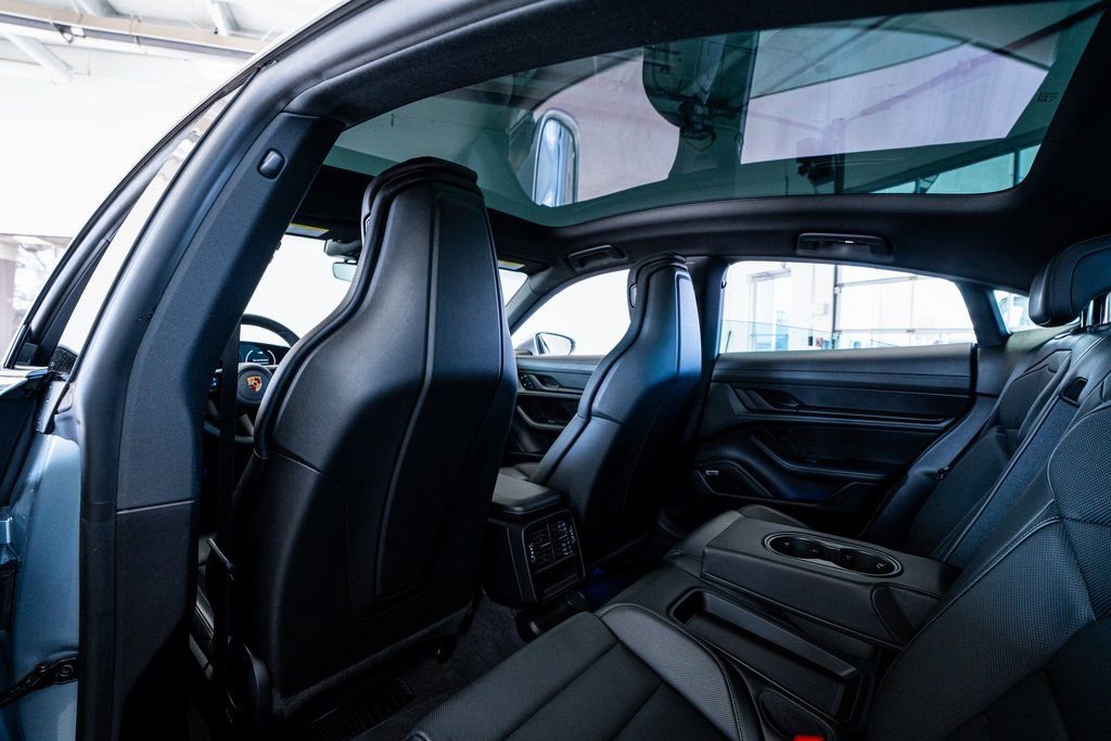 Used 2024 Porsche Taycan image 48