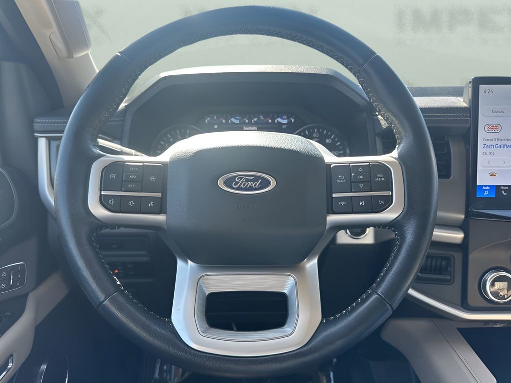 Used 2024 Ford Expedition Max XLT image 14