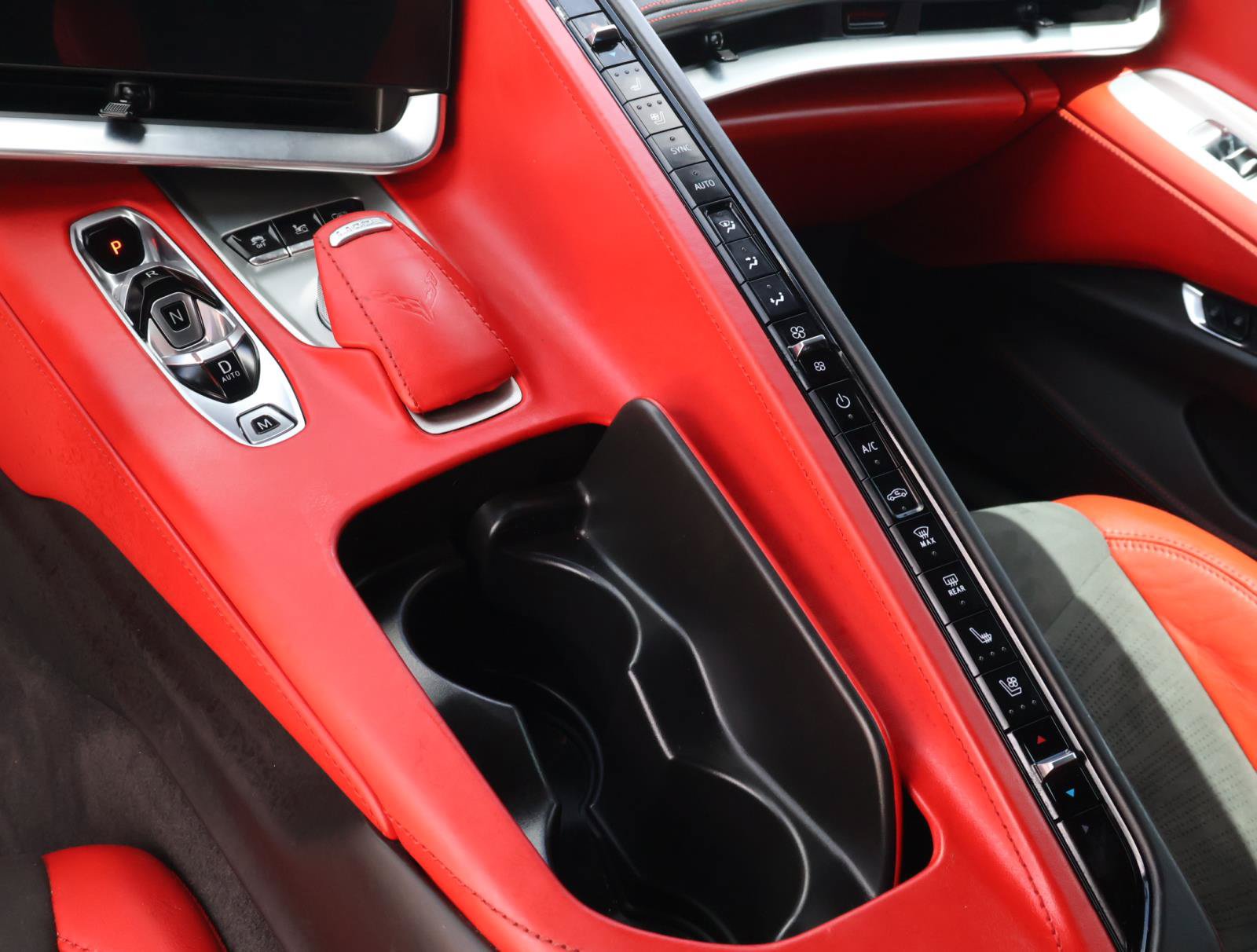 Used 2024 Chevrolet Corvette Stingray Premium Cpe w/ Z51 Performance Package RWD image 20