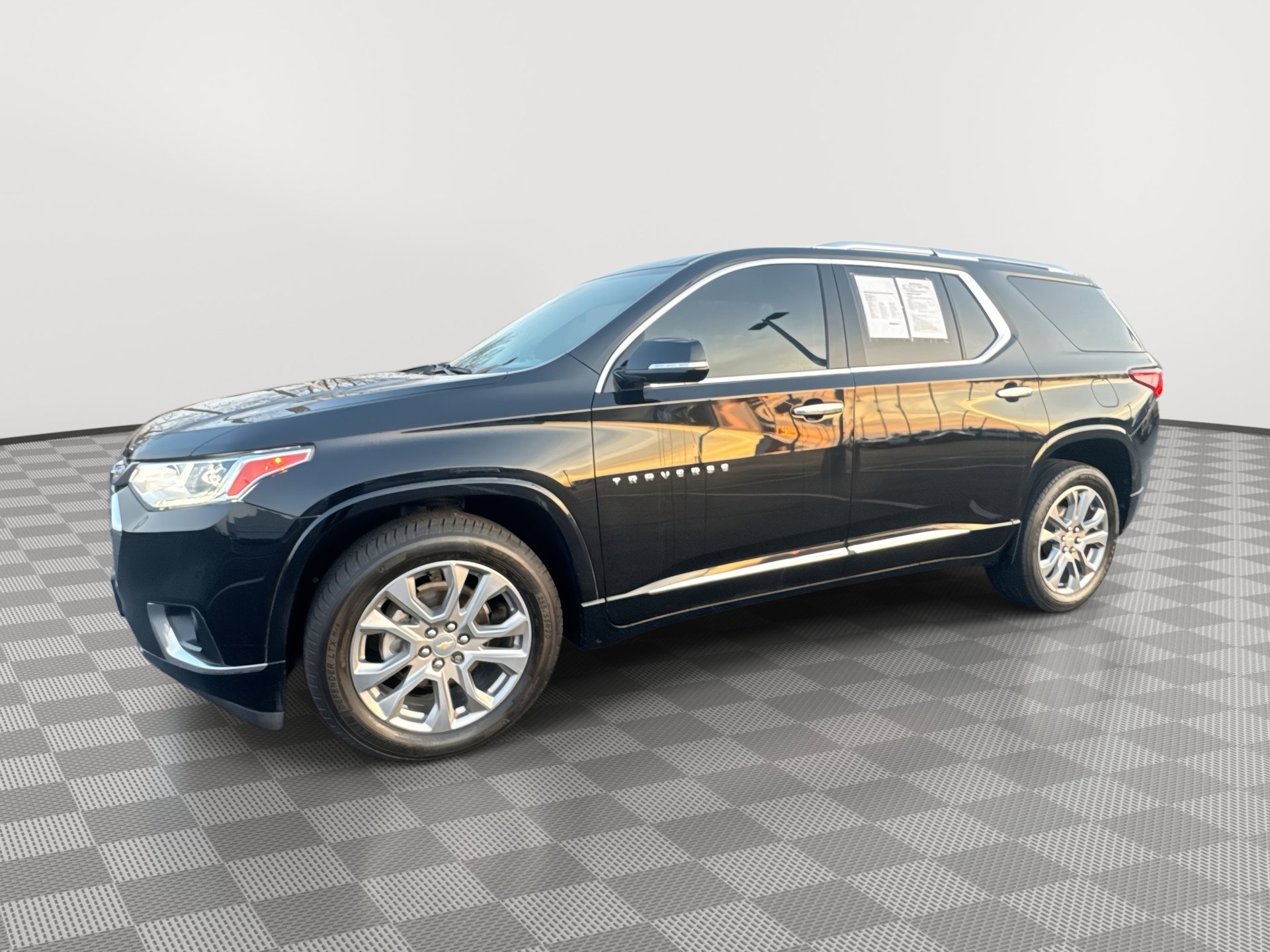 Used 2019 Chevrolet Traverse Premier w/ Driver Confidence II Package