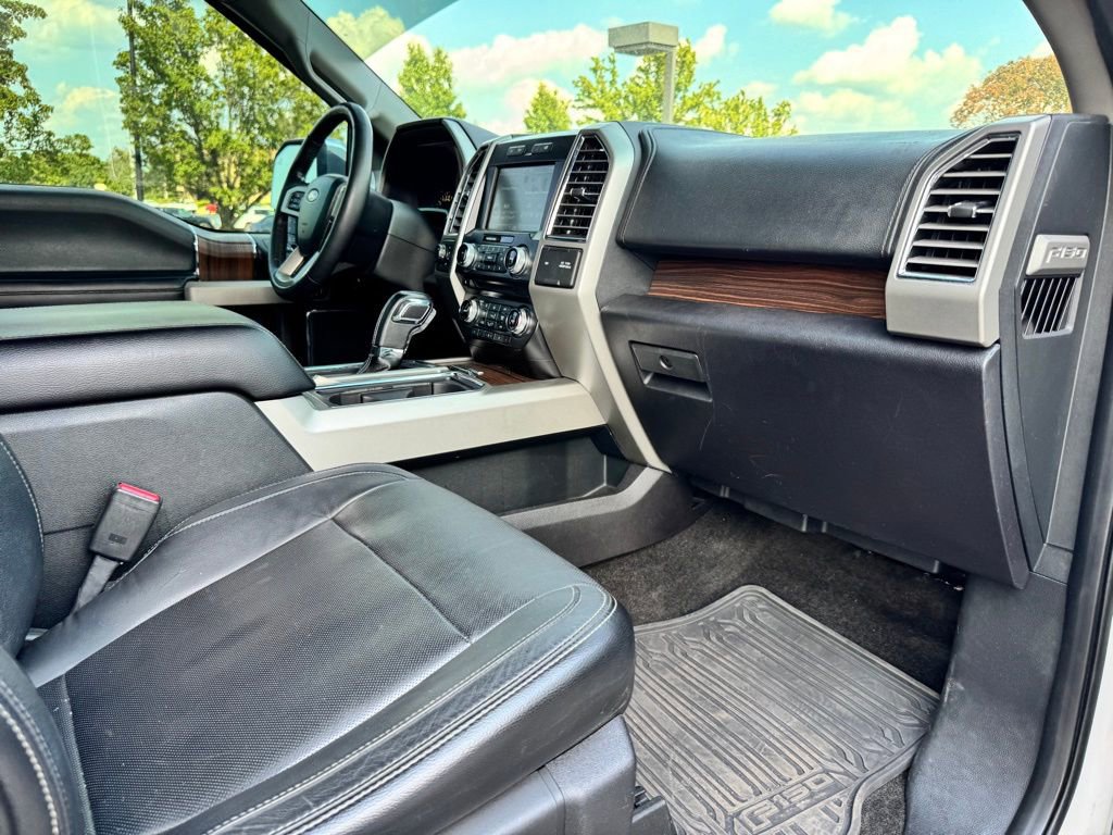 Used 2015 Ford F150 Lariat w/ Equipment Group 502A Luxury image 10