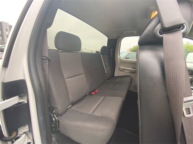 Used 2013 Chevrolet Silverado 2500 W/T w/ Snow Plow Prep Package image 23