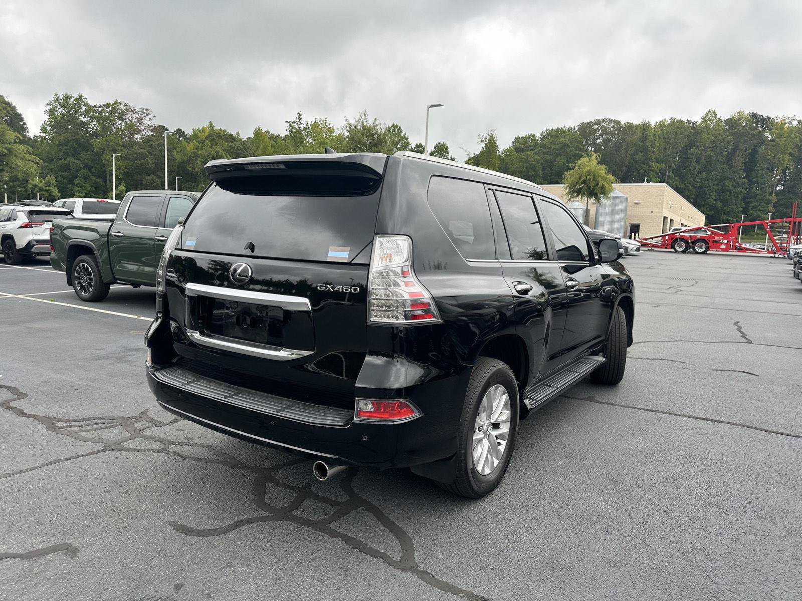 Used 2021 Lexus GX 460 Premium w/ Premium Package AWD/4WD image 6