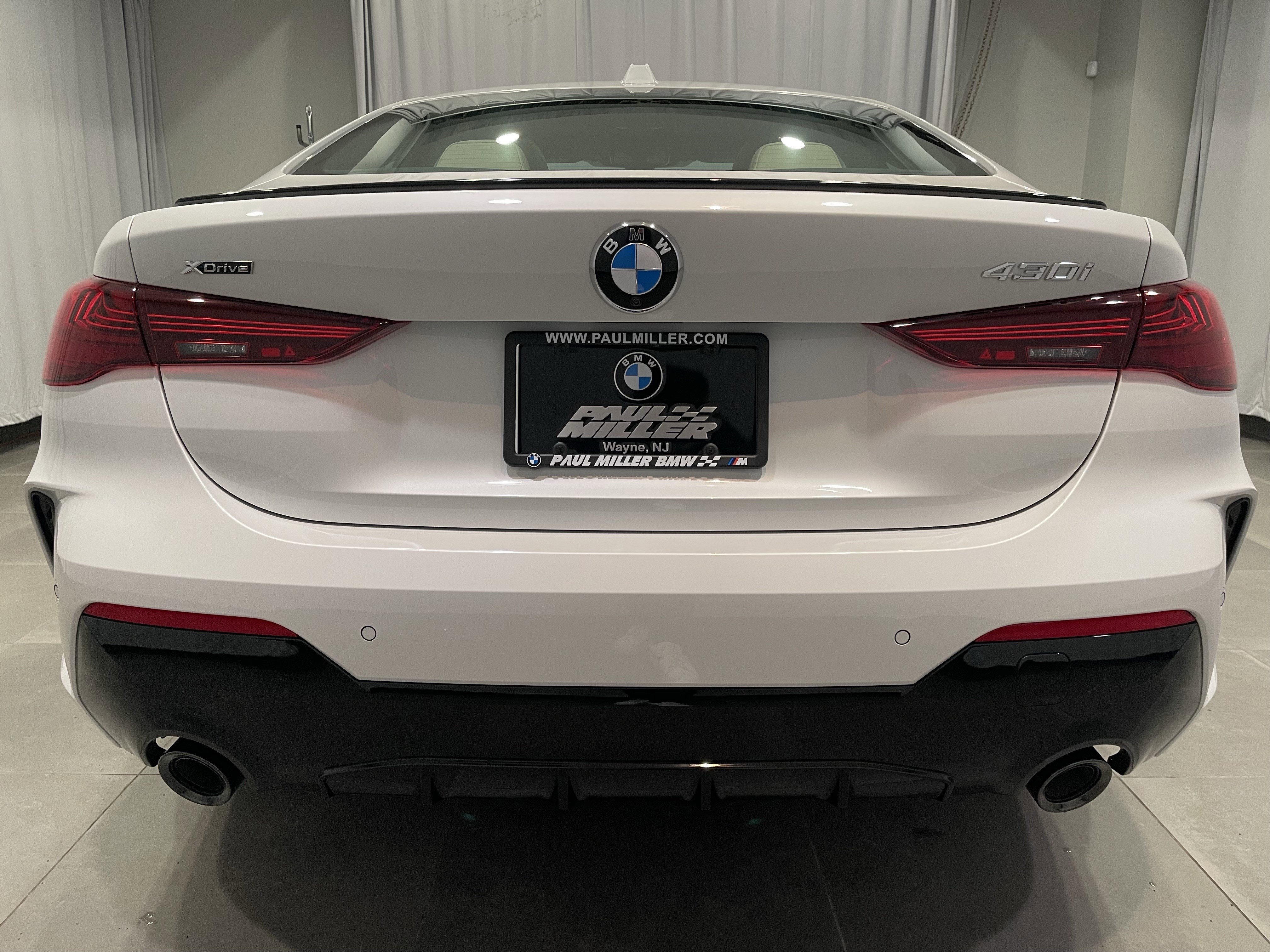 Used 2025 BMW 430i xDrive Coupe w/ M Sport Package AWD/4WD image 5
