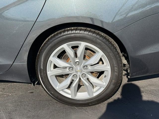 Used 2019 Chevrolet Impala LT image 4