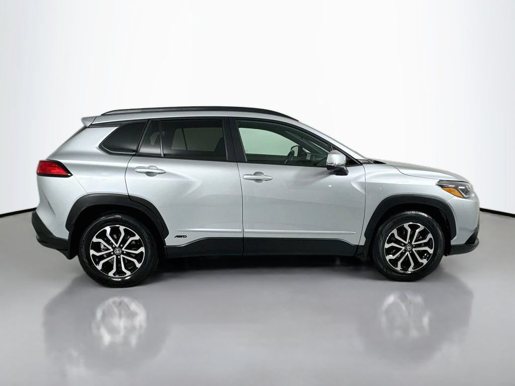 Used 2024 Toyota Corolla Cross AWD Hybrid image 8