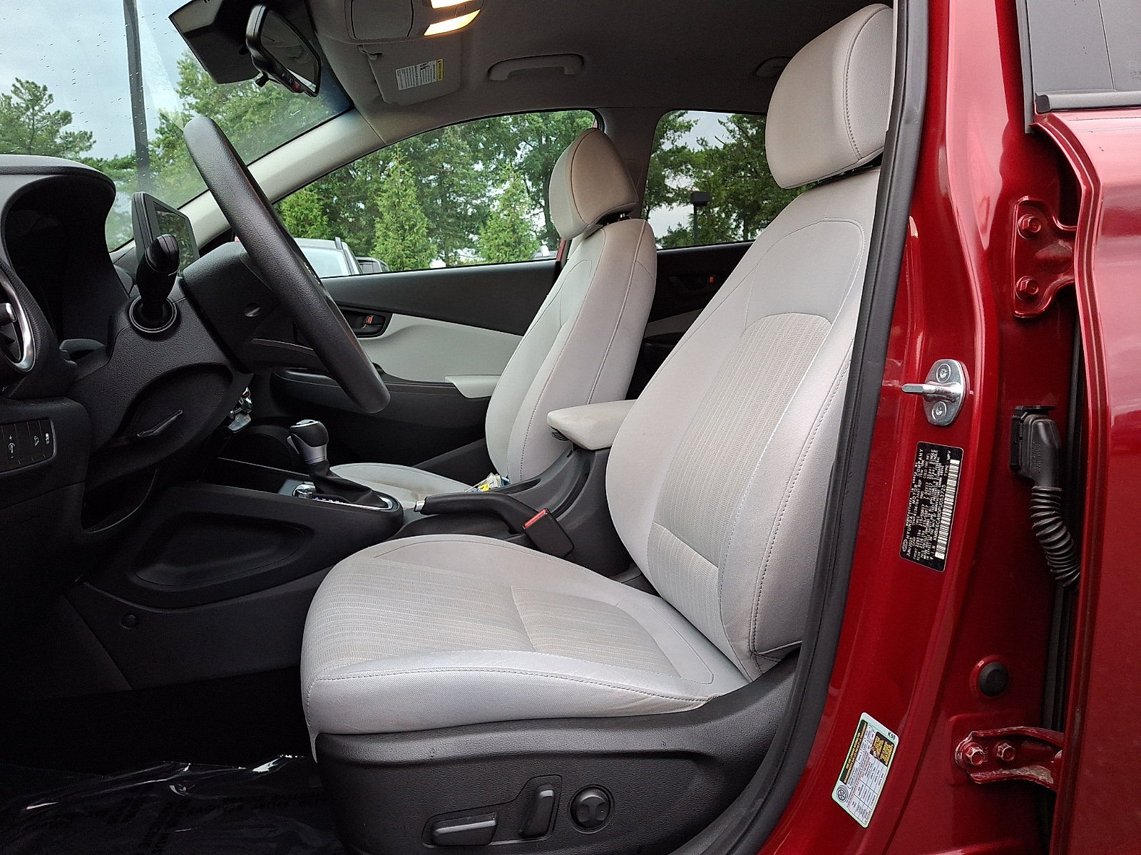 Certified 2023 Hyundai Kona SEL AWD/4WD image 14