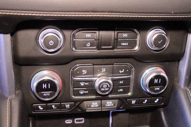 Used 2021 GMC Yukon SLT w/ Rear Media and Nav Package image 29