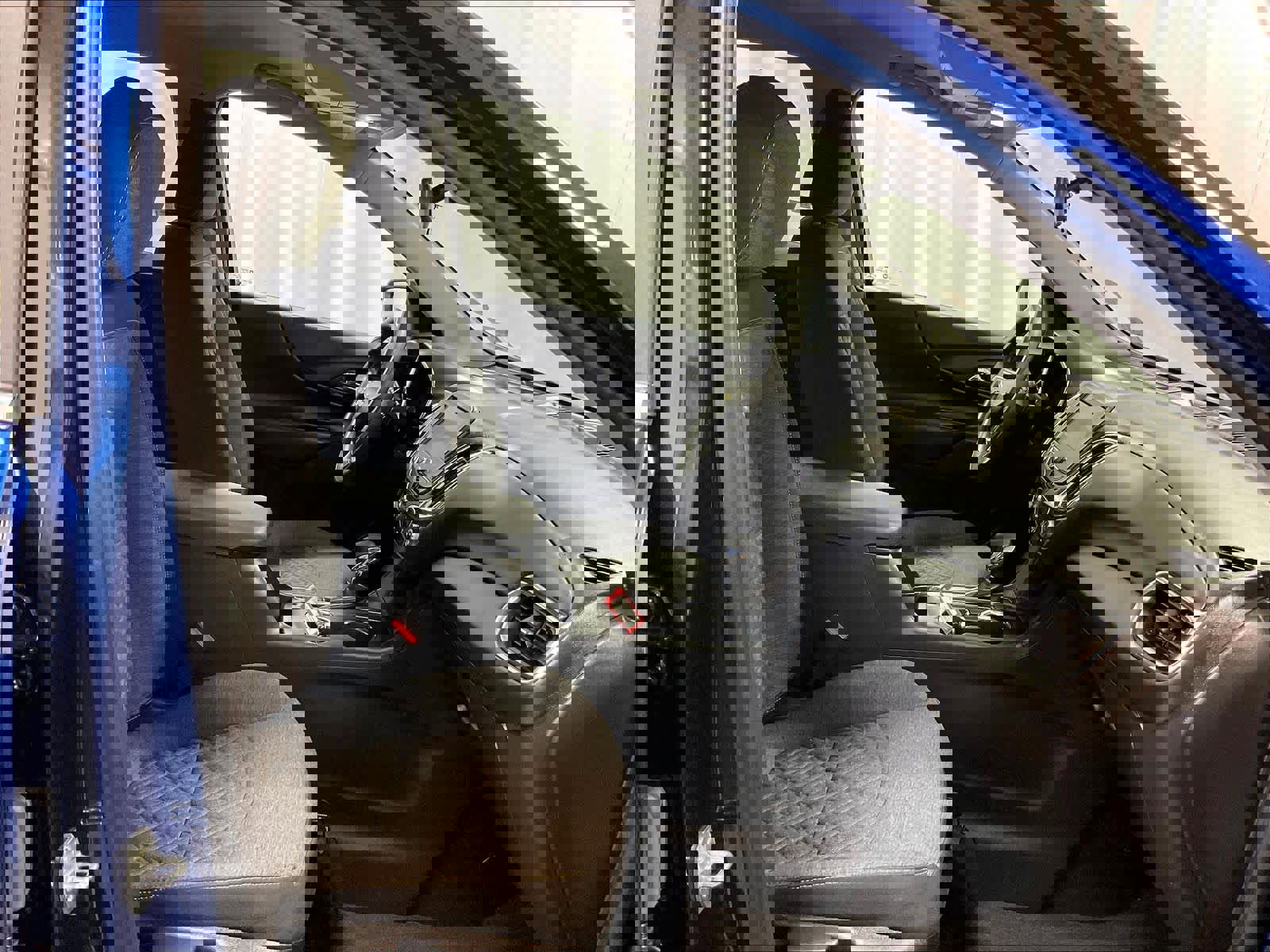 Used 2022 Chevrolet Equinox LT w/ LPO, Floor Liner Package image 11