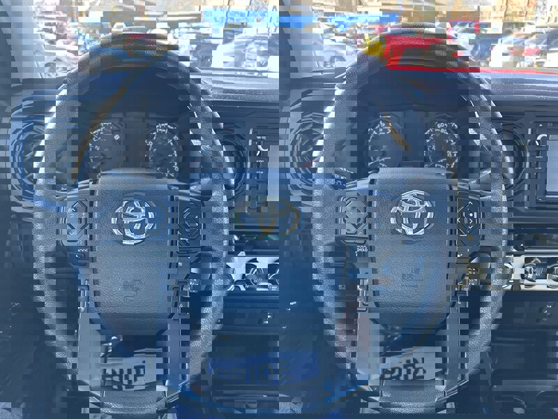 Used 2018 Toyota Tacoma SR image 13