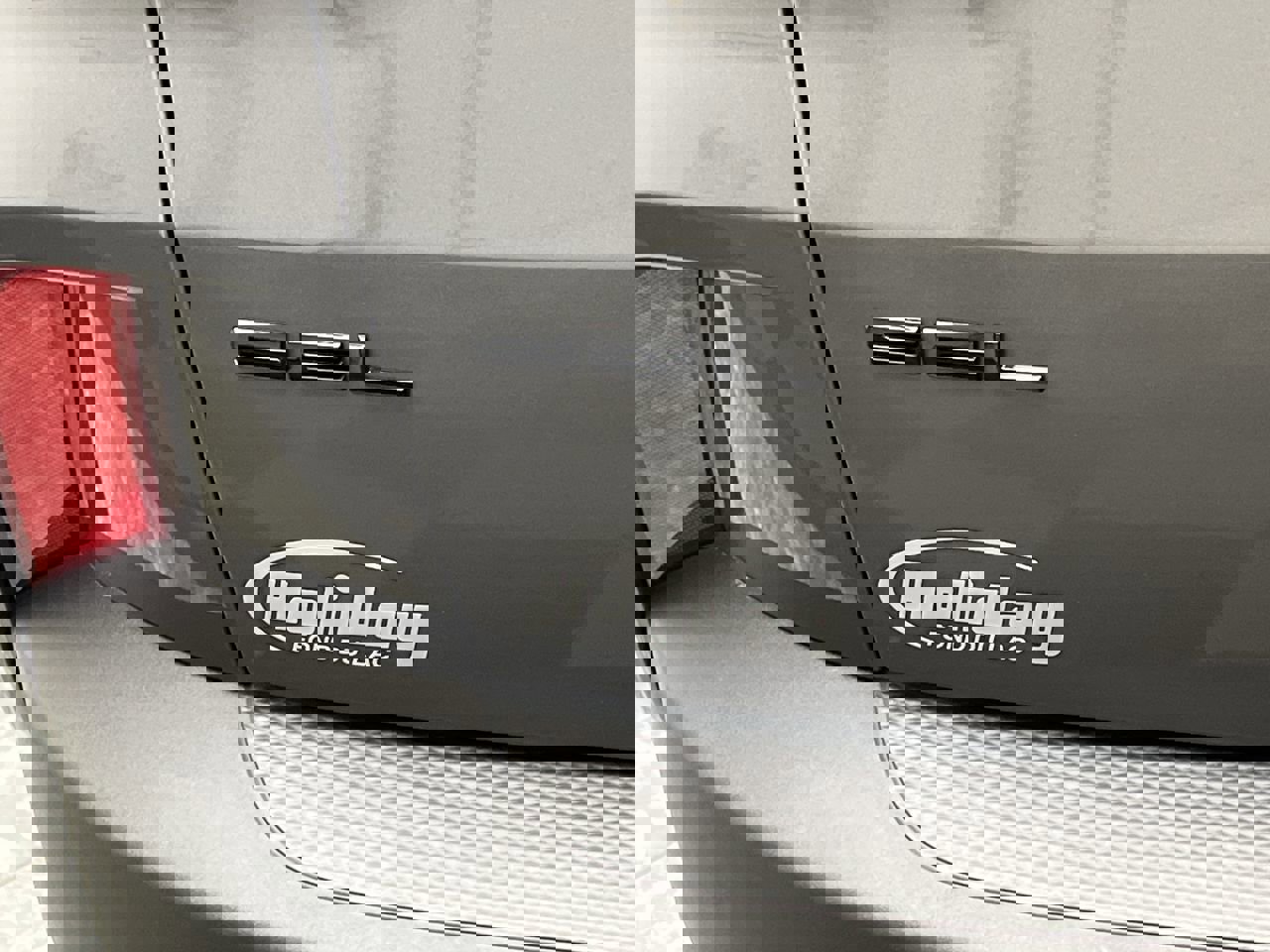 Certified 2022 Ford Escape SEL w/ SEL Stealth AWD Package image 34