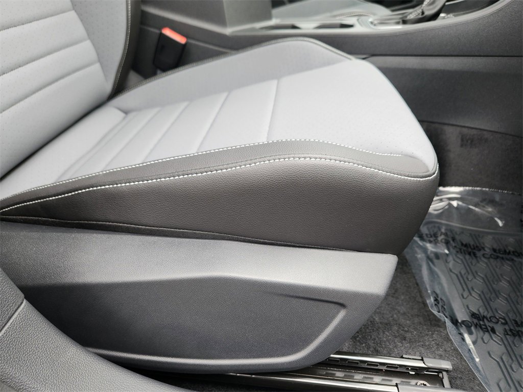 New 2025 Volkswagen Jetta SE image 17