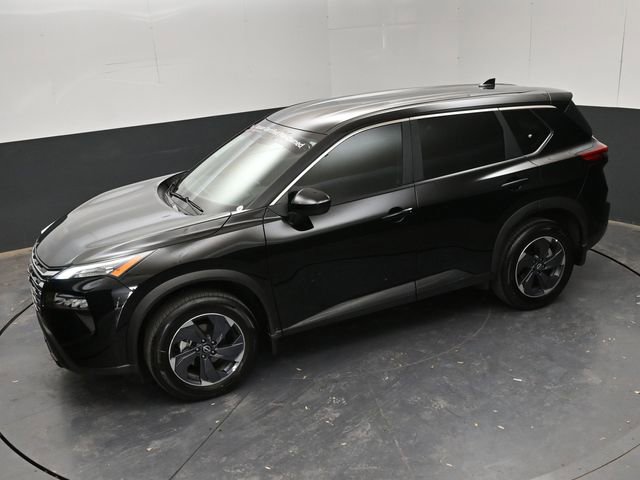 Certified 2025 Nissan Rogue SV FWD image 24
