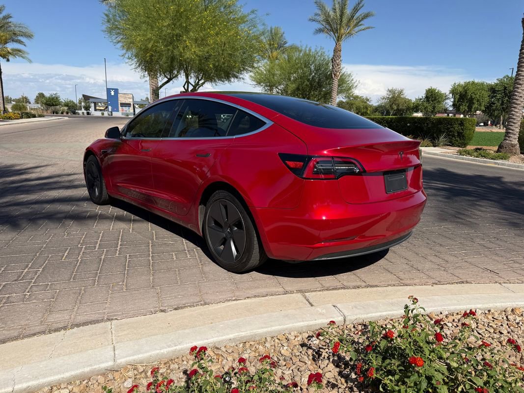 Used 2019 Tesla Model 3 Standard Range RWD image 4