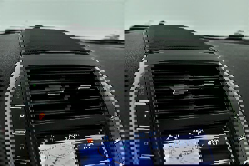 Used 2019 Lincoln MKC Reserve w/ MKC Climate Package image 27