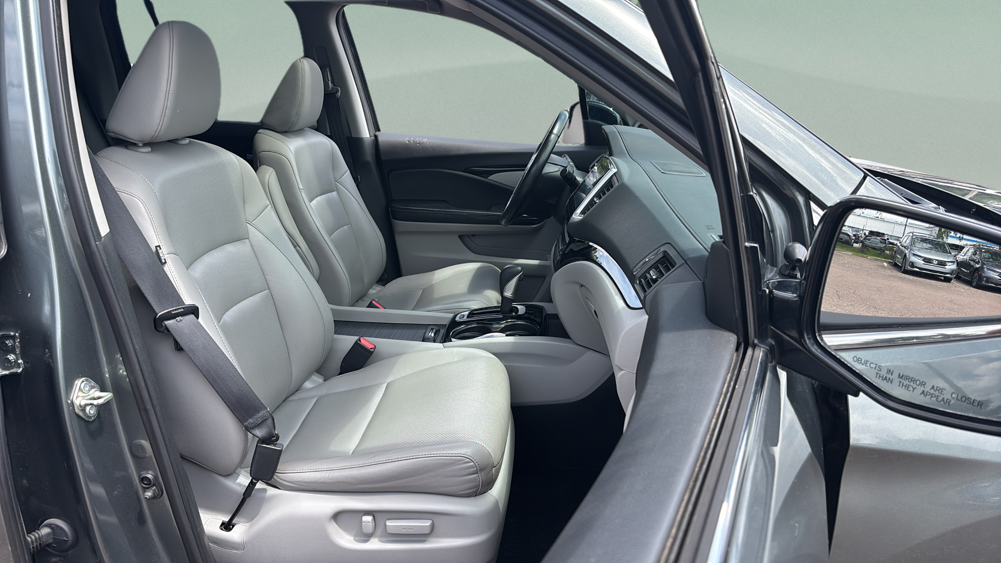 Used 2017 Honda Ridgeline RTL-E image 16