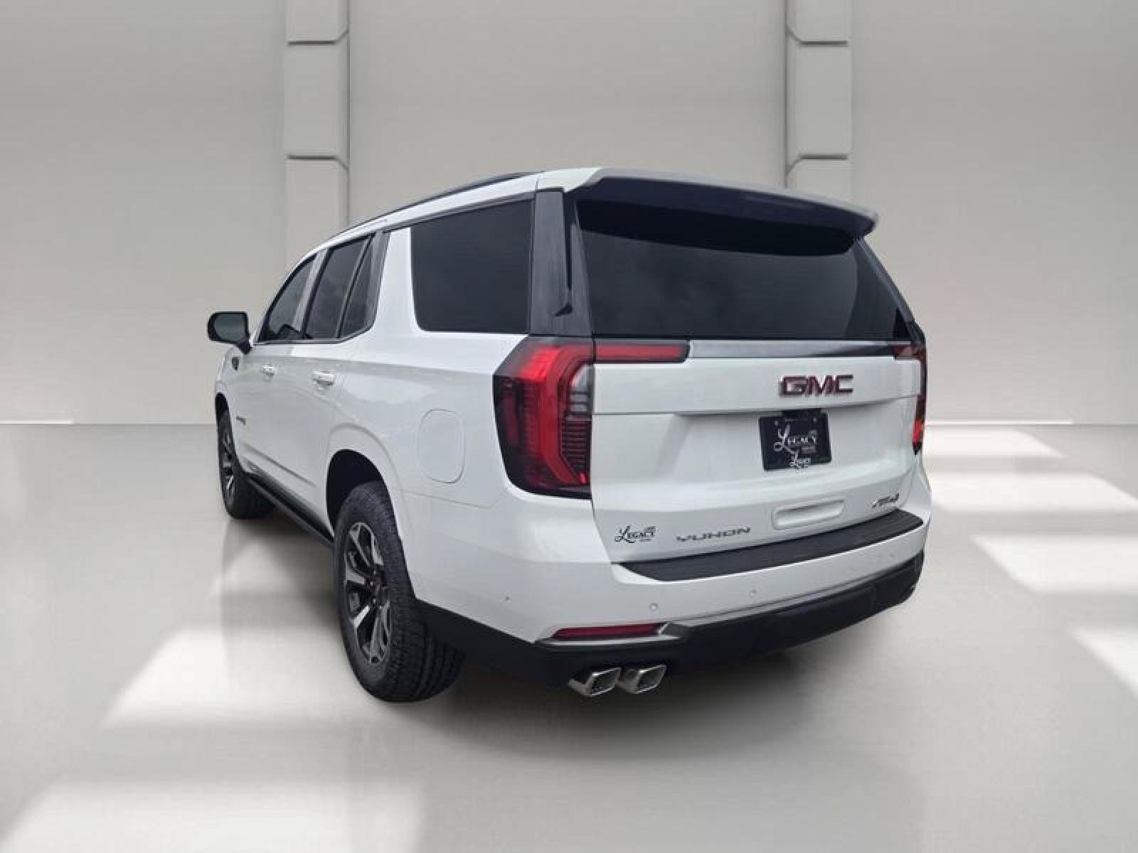 New 2026 GMC Yukon AT4 w/ AT4 Premium Plus Package AWD/4WD image 5