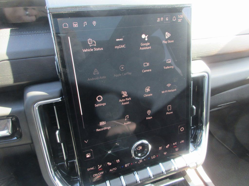 New 2026 GMC Yukon Denali w/ Sun & Power Step Package image 17