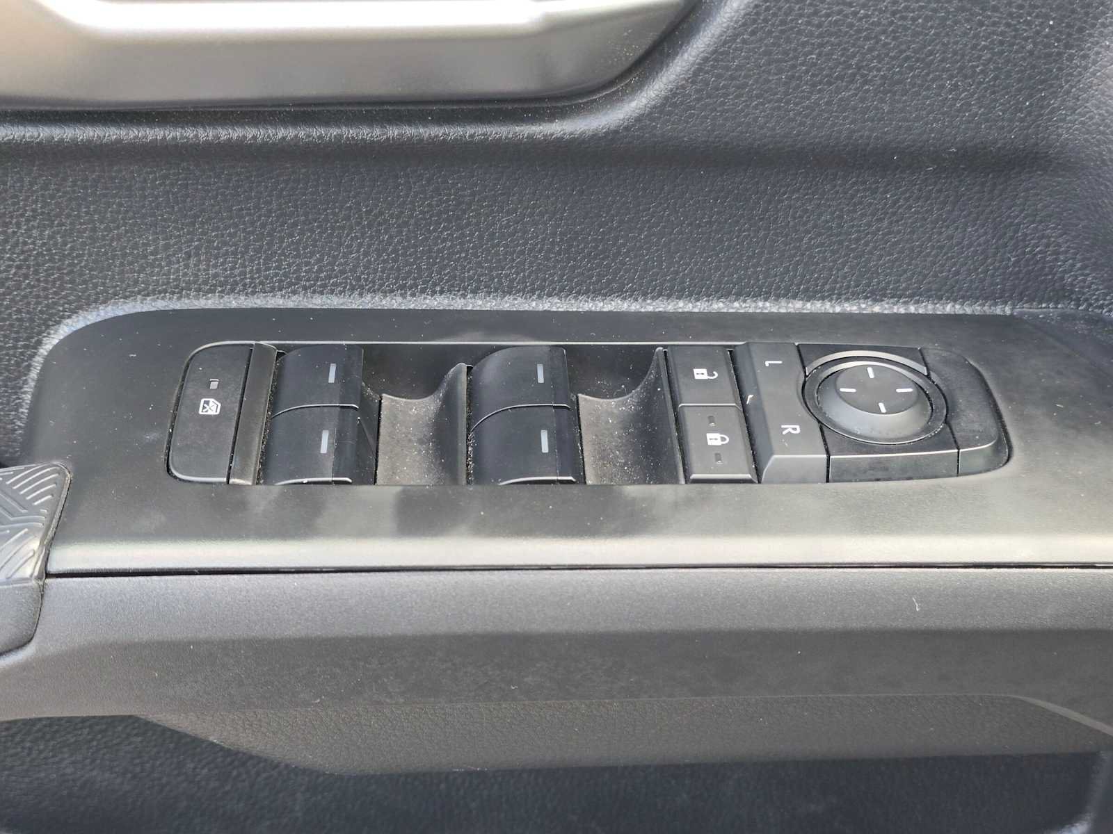 Certified 2025 Toyota Tacoma TRD Sport AWD/4WD image 23