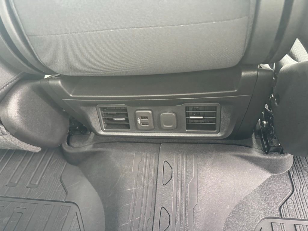 Used 2022 GMC Sierra 2500 SLE w/ SLE Value Package; image 12