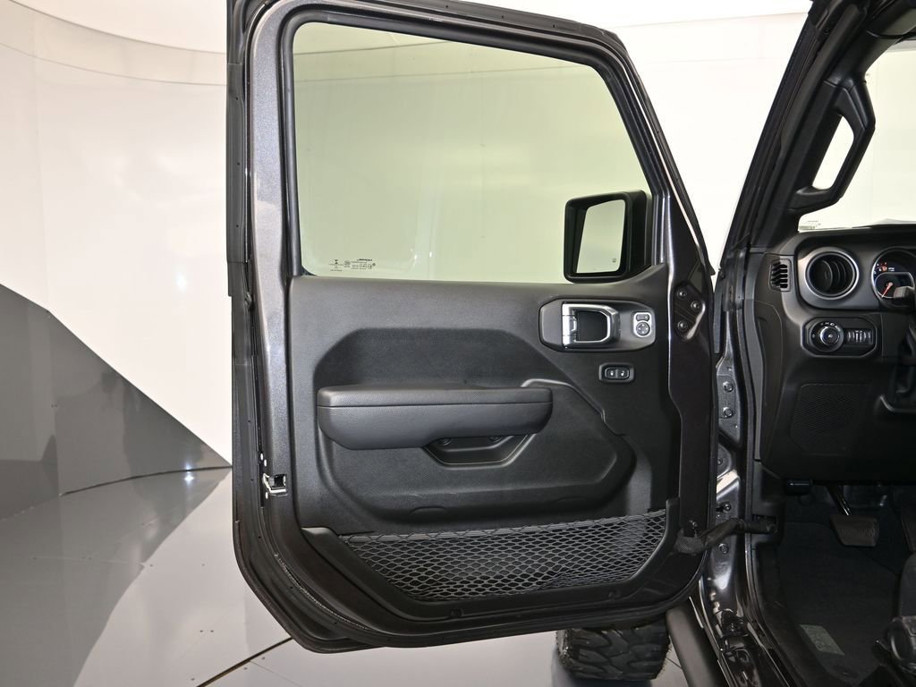 Used 2022 Jeep Wrangler Unlimited Sport image 11