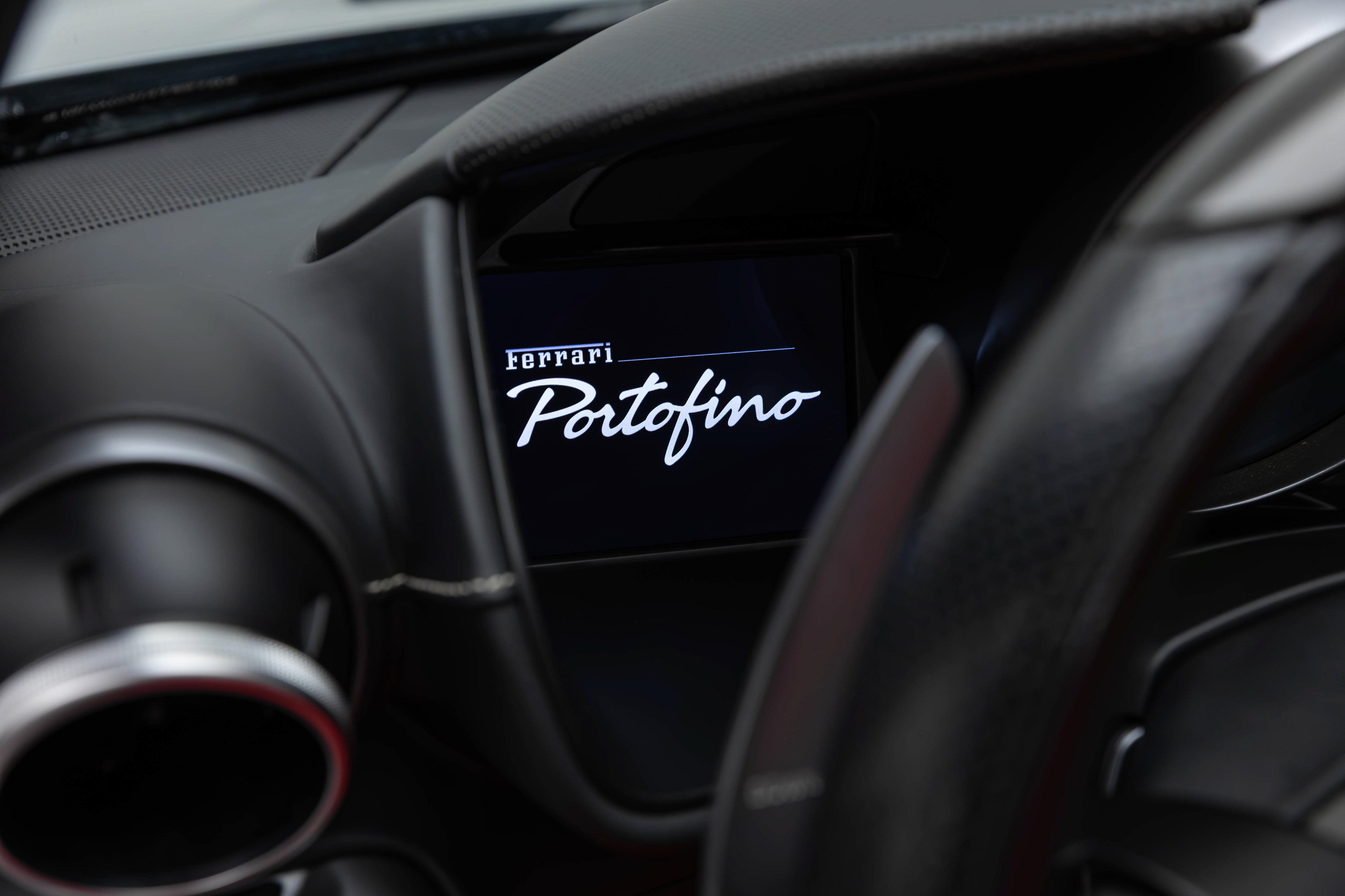 Certified 2019 Ferrari Portofino RWD image 19