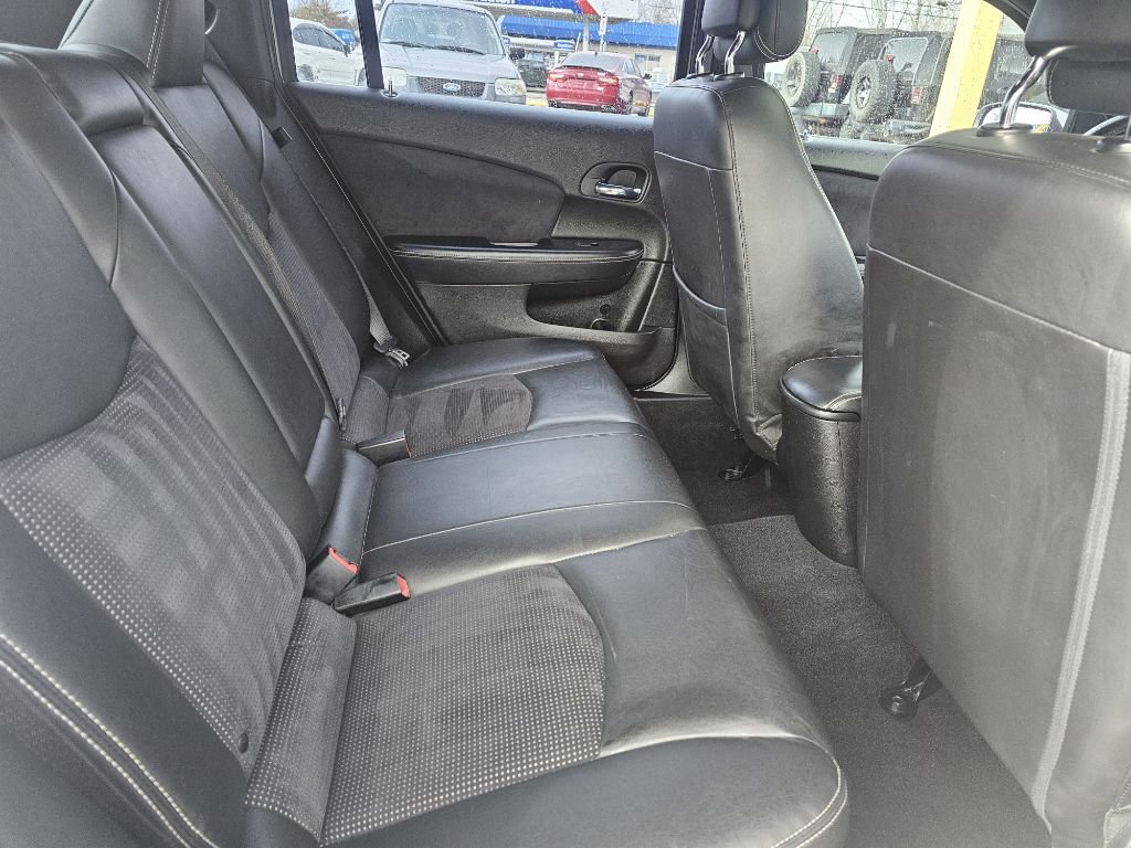 Used 2012 Chrysler 200 S image 38