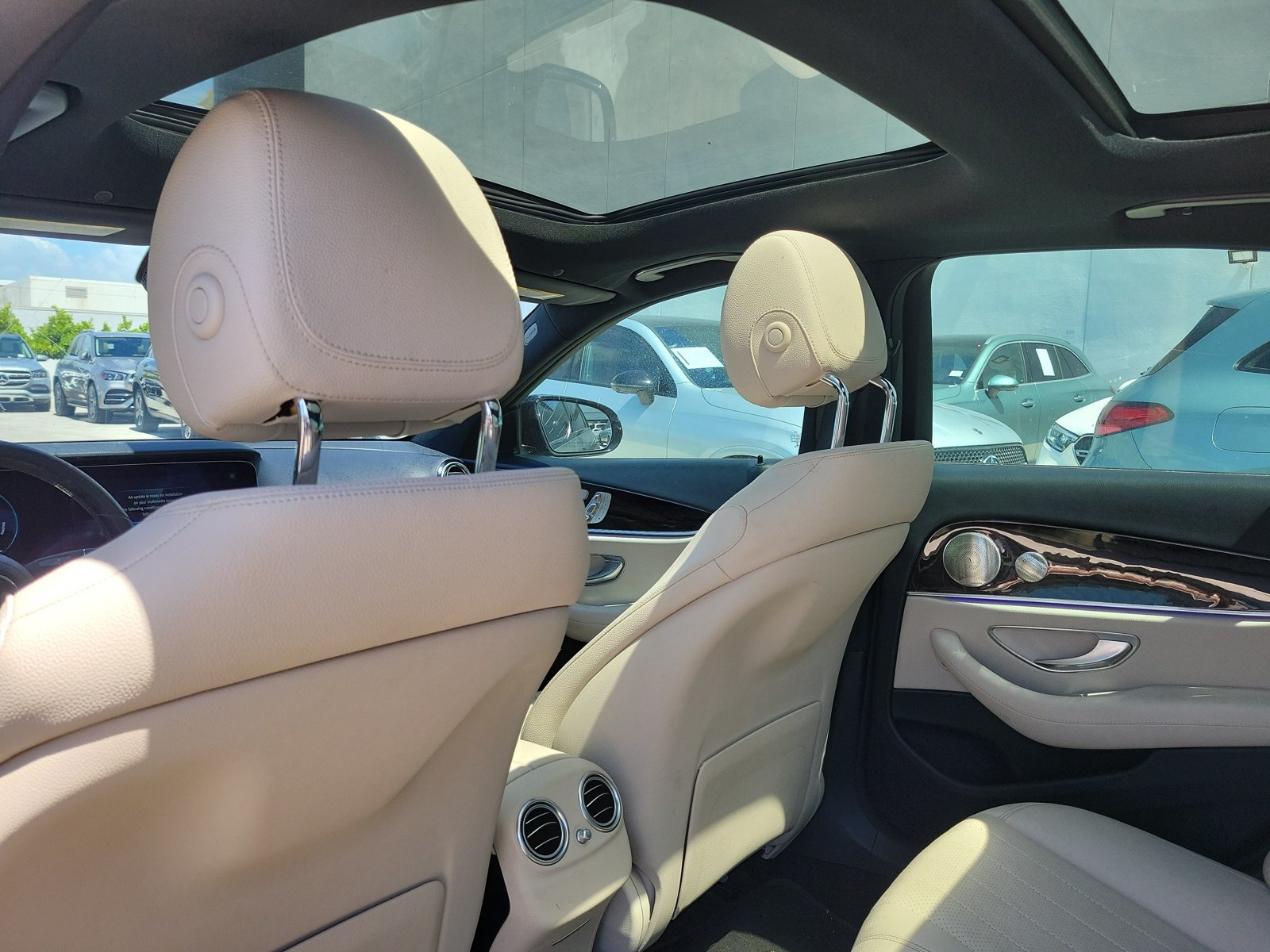 Used 2021 Mercedes-Benz E 350 Sedan image 14