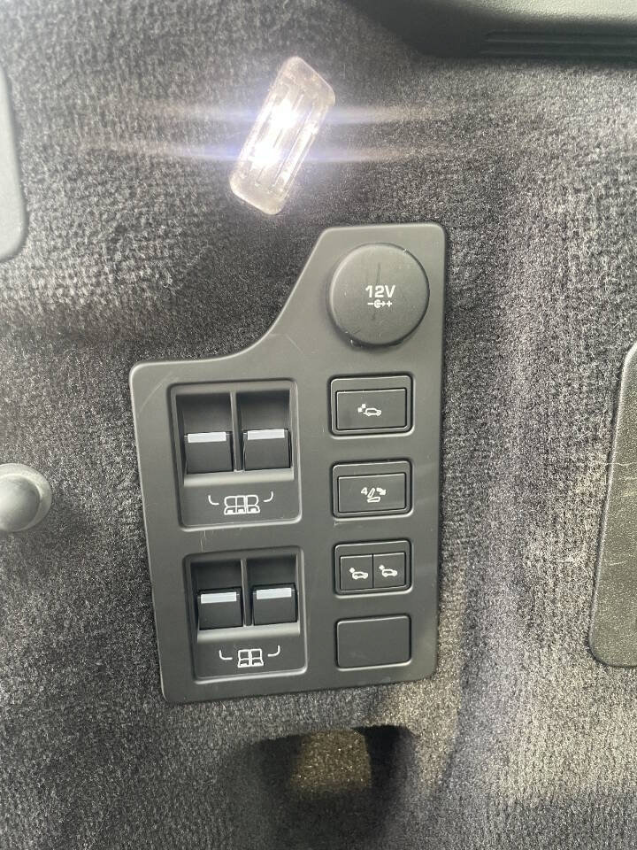 Used 2019 Land Rover Discovery HSE AWD/4WD image 19