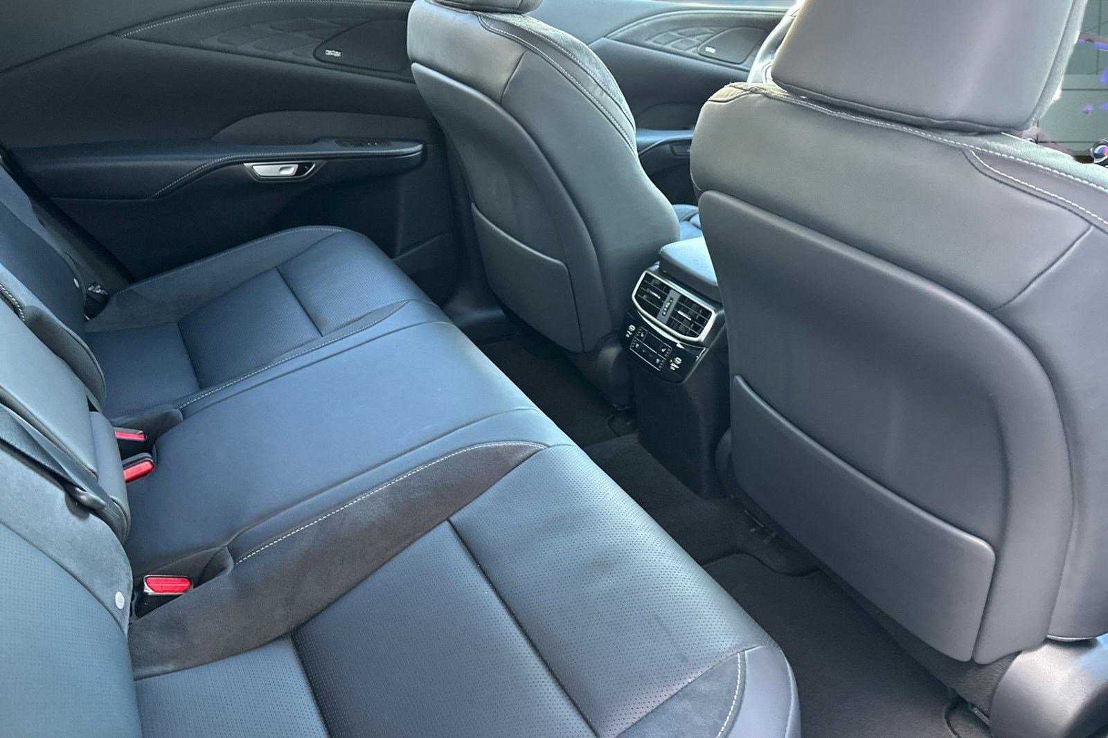 Certified 2024 Lexus RX 350 AWD image 31