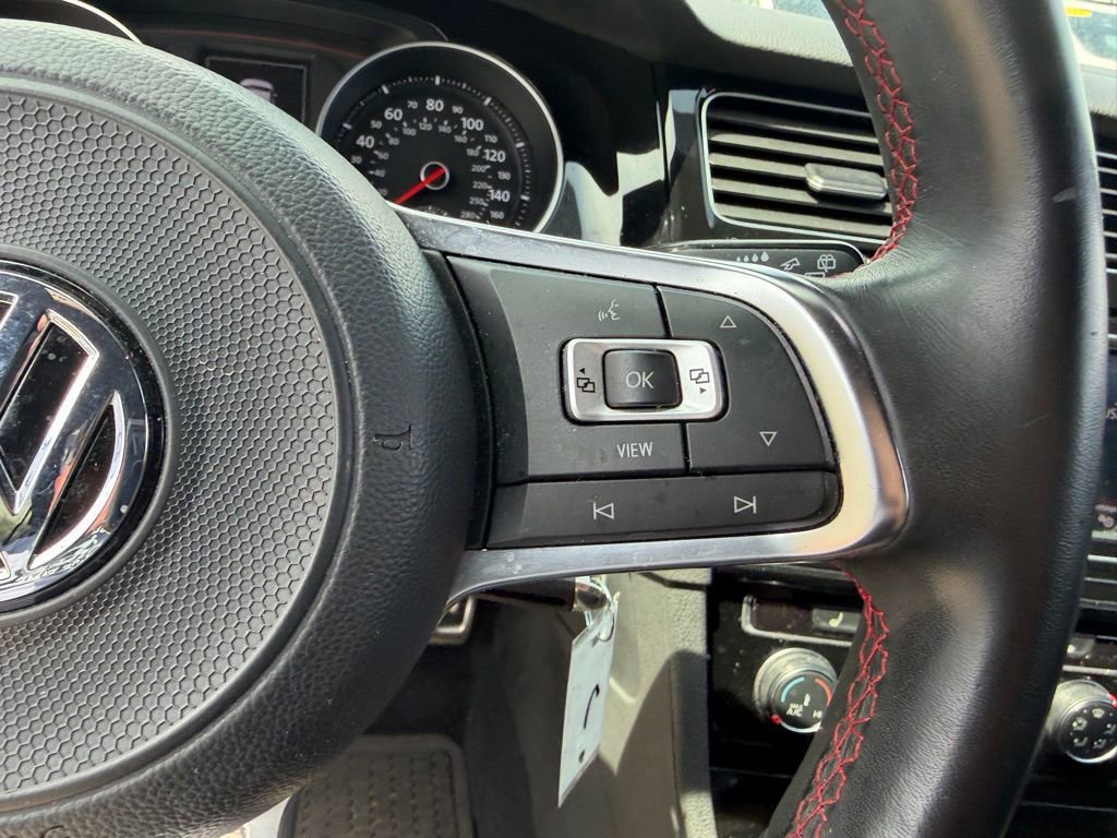 Used 2020 Volkswagen GTI S image 30