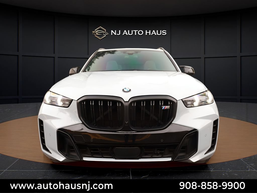 Used 2024 BMW X5 M60i AWD/4WD image 3