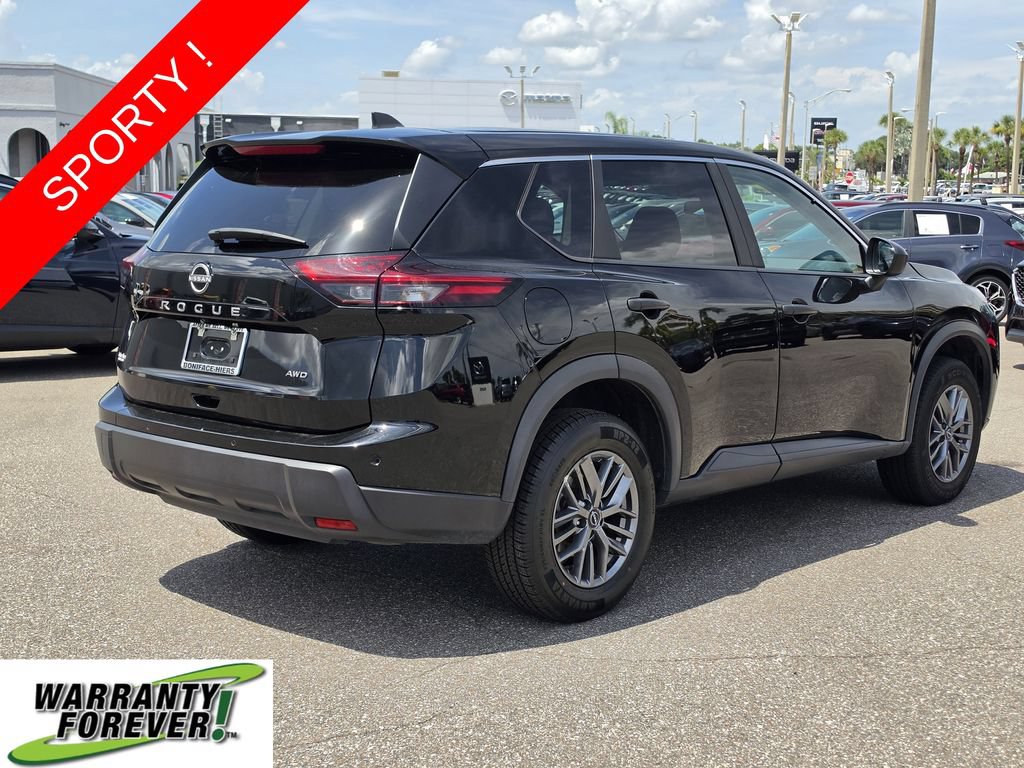 Used 2024 Nissan Rogue S AWD/4WD image 5