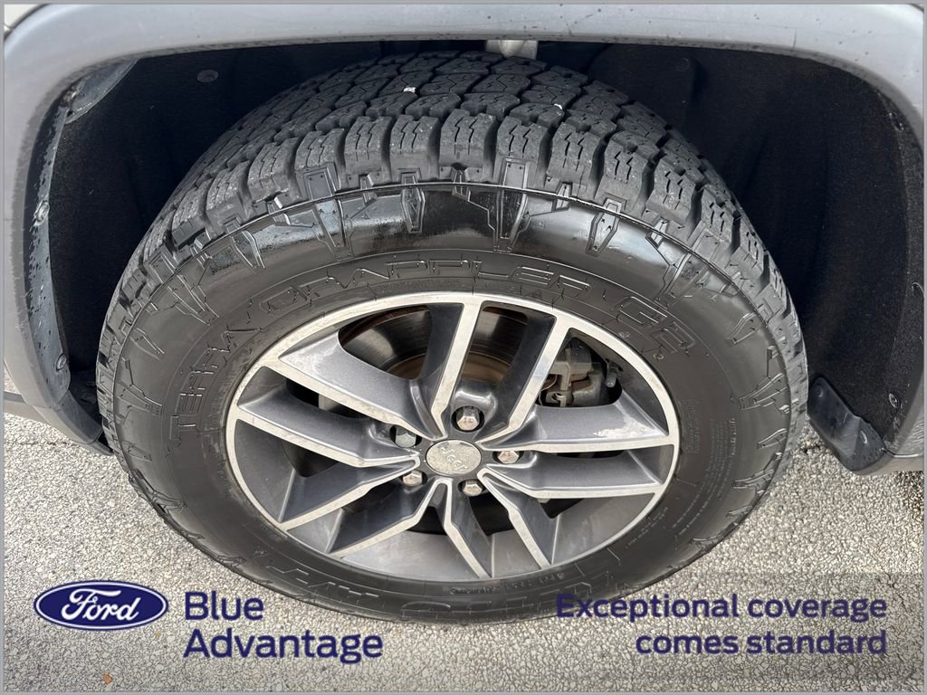 Used 2018 Jeep Grand Cherokee Laredo image 12