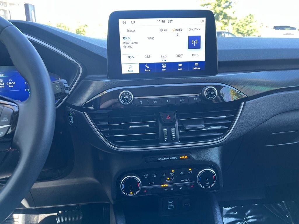 Certified 2022 Ford Escape SEL w/ SEL Stealth AWD Package image 29