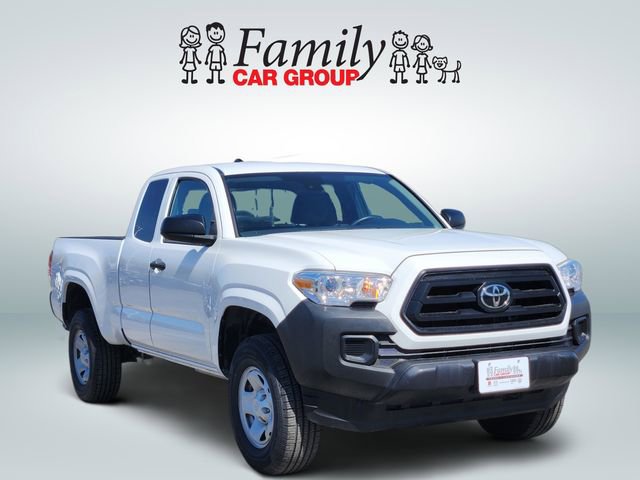 Used 2022 Toyota Tacoma SR video 2