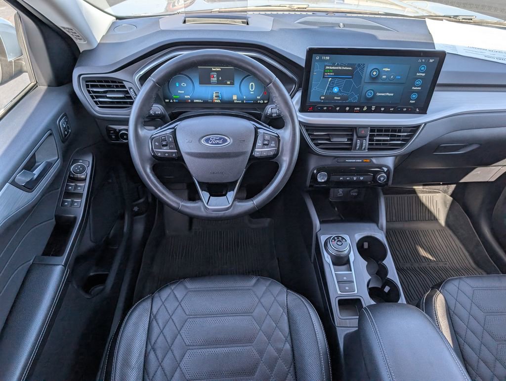 Used 2023 Ford Escape Platinum w/ Premium Technology Package image 11